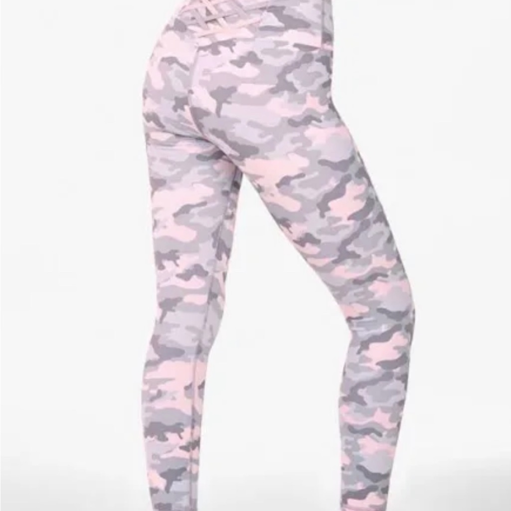 Fabletics Camo Capri
